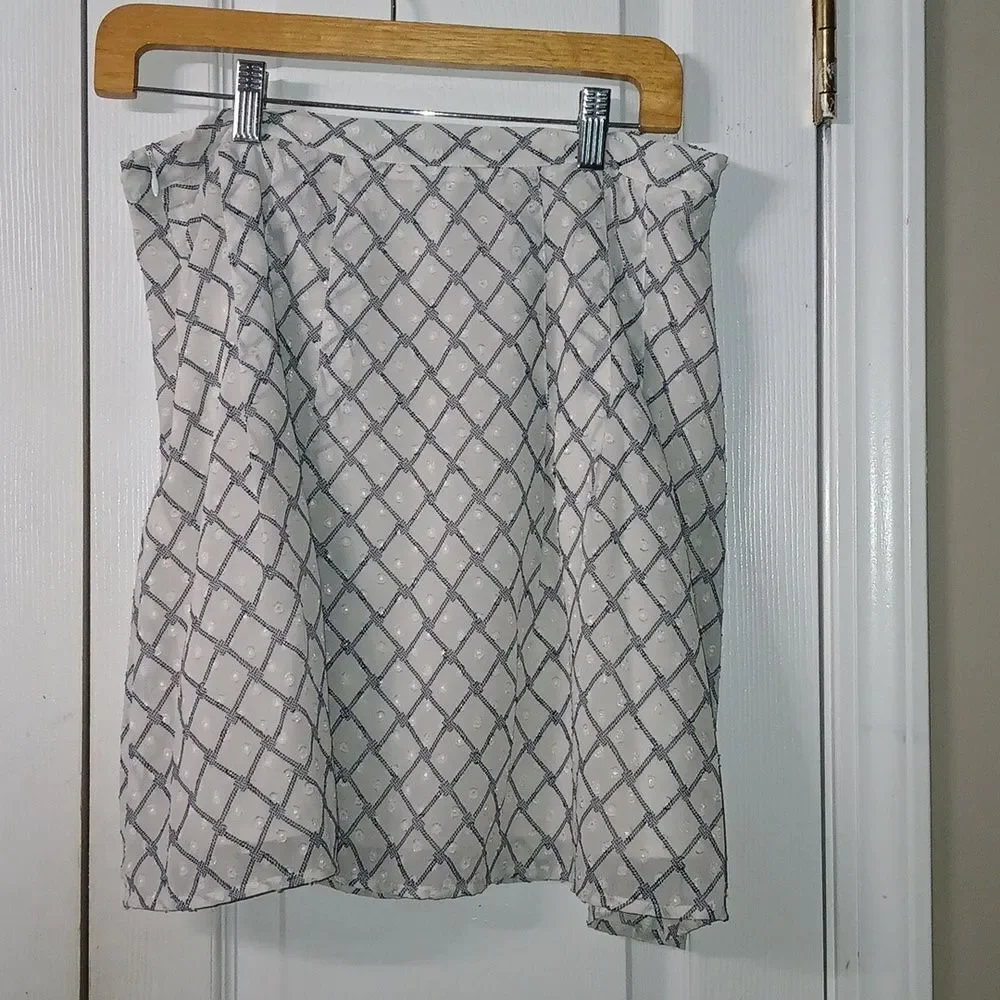 Banana Republic Factory  Skirt Mini  White Blue Pattern Lined Sz 8 NWOT